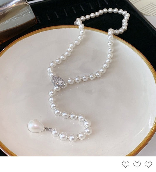 6.5-7.5mm White Freshwater Pearl Necklace - AAAA Quality